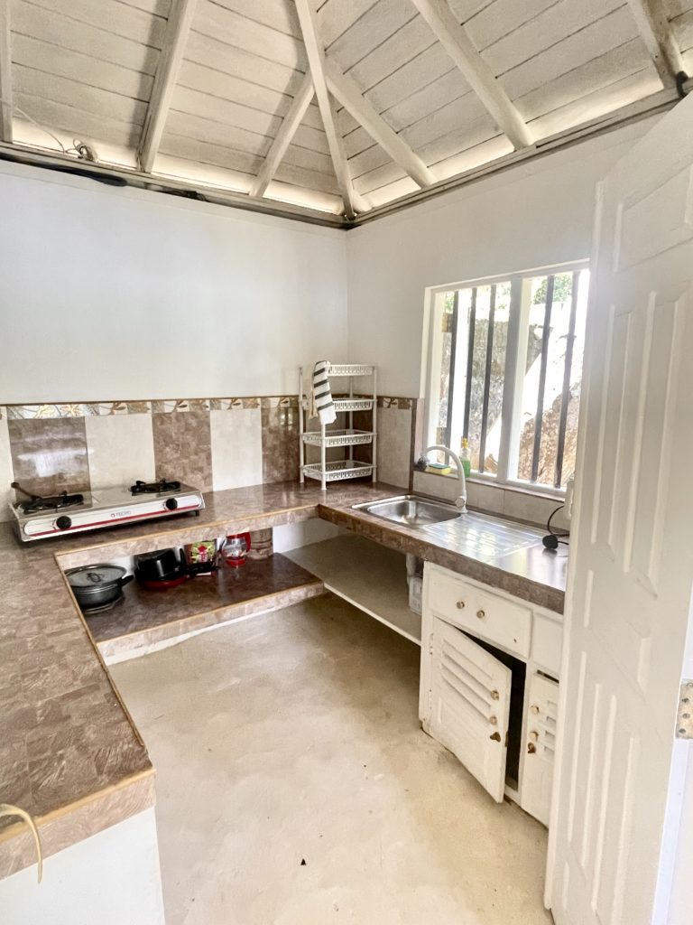 2CCF713A-393E-4ACC-8AB3-55404322CB64