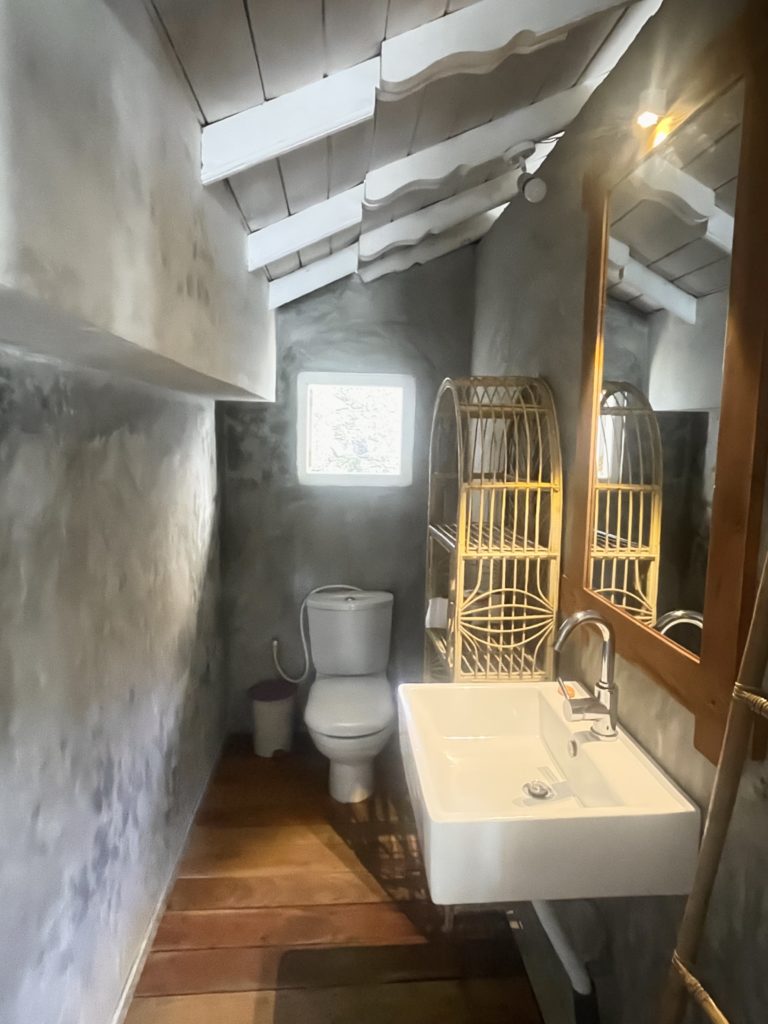 C96C51C6-06DE-4700-919B-ED6263D6710D